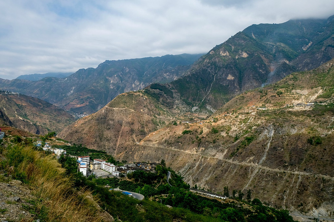 走进凉山寻彝情,踏遍攀西览美景