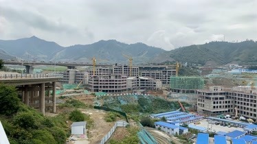 攀枝花花城新区正在建设中的攀西科技城,真是一线城市的建设规模
